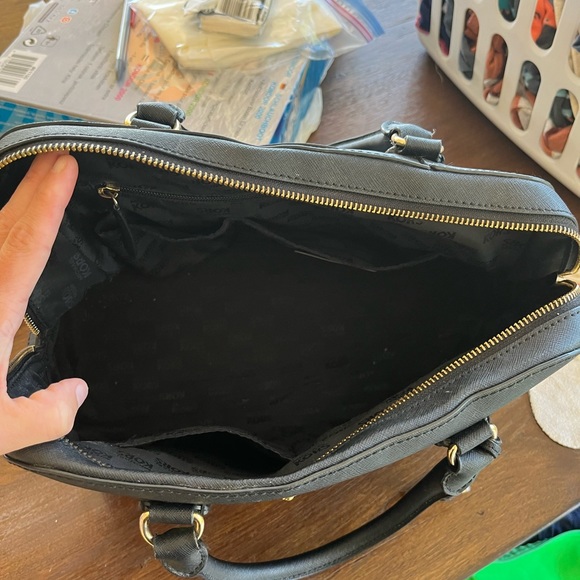 AUTHENTIC Michael Kors Satchel Bag - Picture 3 of 5